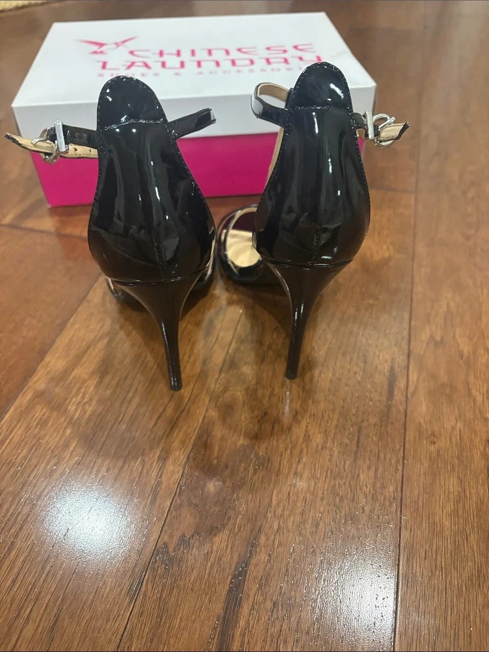 Chinese Laundry Black Patent T-Strap Stiletto Sandals